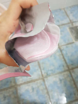 메디힐 바디 클린필 듀얼 패드 — 5점을 준 리뷰어가 2020년 4월 올린 사용 사진
