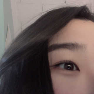 [블랙루즈] 피치 커버 벨벳 쿠션 2종 중 택1 — 5점을 준 리뷰어가 2020년 7월 올린 사용 사진