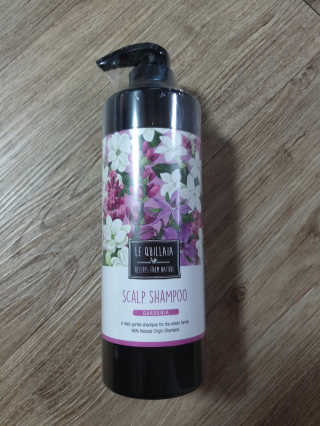 르퀼라야 스칼프 샴푸 810ml [가드니아/포레스트] — 5점을 준 리뷰어가 2020년 7월 올린 사용 사진