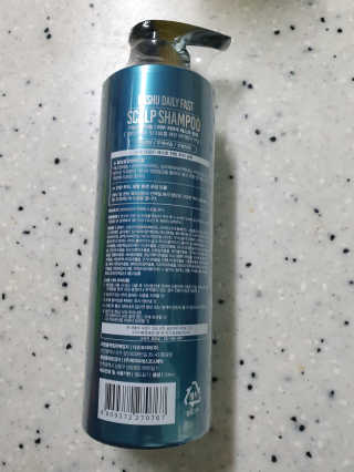 다슈코리아 다슈 데일리 패스트 한방 두피 샴푸 500ml — 4점을 준 리뷰어가 2020년 4월 올린 사용 사진