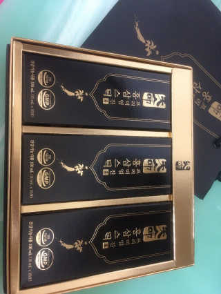헬스업_천명진프리미엄홍삼스틱_10ml x 30포 — 5점을 준 리뷰어가 2020년 8월 올린 사용 사진