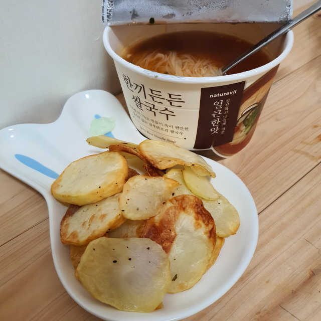 [네이처빌] 우리쌀로 만든 글루텐프리 컵쌀국수 리뷰 사진
