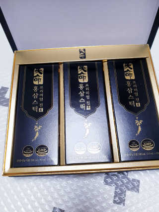 헬스업_천명진프리미엄홍삼스틱_10ml x 30포 — 5점을 준 리뷰어가 2020년 7월 올린 사용 사진