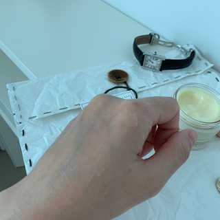어글리프루프 크림 바이어글리 하이드레이션 샤워 50ml — 5점을 준 리뷰어가 2020년 10월 올린 사용 사진