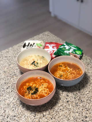 [풀무원] 자연은맛있다 정면, 백면, 홍면  세트 — 4점을 준 리뷰어가 2020년 9월 올린 사용 사진