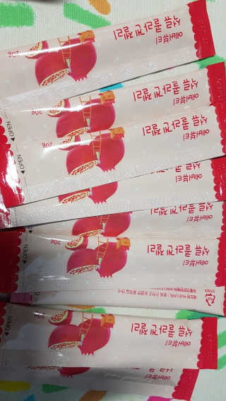 365더건강 에버뷰티 석류콜라겐 젤리 — 5점을 준 리뷰어가 2020년 5월 올린 사용 사진