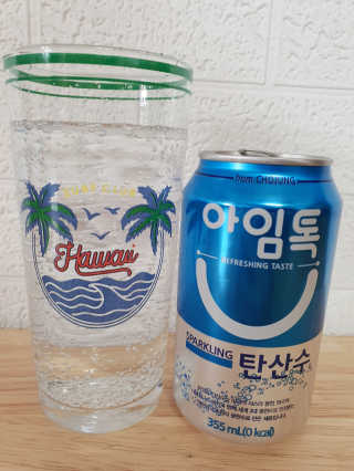 일화 아임톡 탄산수 355ml X 24캔 — 5점을 준 리뷰어가 2020년 4월 올린 사용 사진