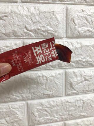조은약초 석류콜라겐 석류즙 석류쪼옥 젤리 스틱 15포 x 20g — 5점을 준 리뷰어가 2020년 8월 올린 사용 사진