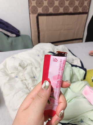 헬스업_쁘띠쁘띠석류콜라겐젤리_20g x 14포 — 5점을 준 리뷰어가 2020년 11월 올린 사용 사진