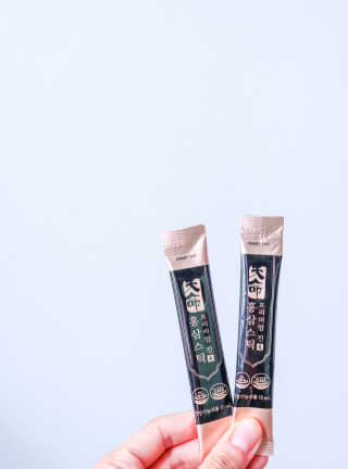헬스업_천명진프리미엄홍삼스틱_10ml x 30포 — 5점을 준 리뷰어가 2020년 7월 올린 사용 사진
