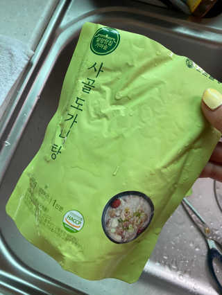 한촌몰 설렁탕집 가마솥 도가니탕 350g x 2팩 — 5점을 준 리뷰어가 2020년 8월 올린 사용 사진