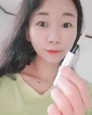 닥터존스킨 눈썹자라 — 5점을 준 리뷰어가 2020년 8월 올린 사용 사진