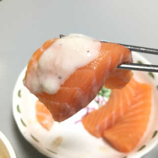 동원산업 항공직송 동원생연어_400g — 5점을 준 리뷰어가 2020년 4월 올린 사용 사진