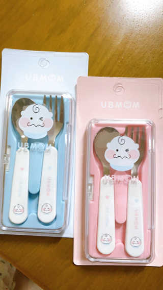 유비맘 스푼포크 케이스 세트 1+1 _컬러랜덤 발송 — 5점을 준 리뷰어가 2020년 10월 올린 사용 사진