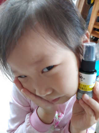 로그네이처 로그 키즈 프로폴리스 스프레이 — 3.5점을 준 리뷰어가 2020년 5월 올린 사용 사진