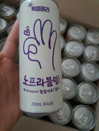 일화 No 슈가0Kcal 스테비아 톡별콜라 콤보팩 250mlX30 캔 — 5점을 준 리뷰어가 2020년 7월 올린 사용 사진