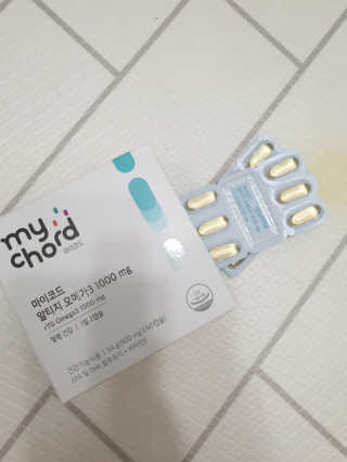 JW중외제약 마이코드 알티지 오메가3 1000 mg — 5점을 준 리뷰어가 2020년 8월 올린 사용 사진