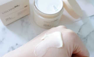어글리프루프 크림 바이어글리 하이드레이션 샤워 50ml — 5점을 준 리뷰어가 2020년 11월 올린 사용 사진
