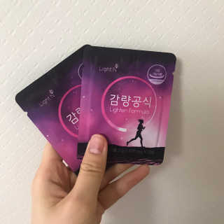 [감량공식] 다이어트 건강기능식품 신규 캠페인 — 3점을 준 리뷰어가 2020년 4월 올린 사용 사진