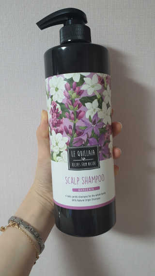 르퀼라야 스칼프 샴푸 810ml [가드니아/포레스트] — 5점을 준 리뷰어가 2020년 7월 올린 사용 사진