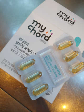 JW중외제약 마이코드 알티지 오메가3 1000 mg — 5점을 준 리뷰어가 2020년 10월 올린 사용 사진