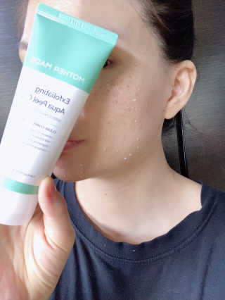 [마더메이드]엑스폴리에이팅 아쿠아 필링젤 w.그린티_K — 5점을 준 리뷰어가 2020년 9월 올린 사용 사진