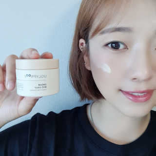 어글리프루프 크림 바이어글리 하이드레이션 샤워 50ml — 4점을 준 리뷰어가 2020년 10월 올린 사용 사진