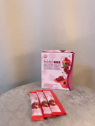 헬스업_쁘띠쁘띠석류콜라겐젤리_20g x 14포 — 5점을 준 리뷰어가 2020년 8월 올린 사용 사진