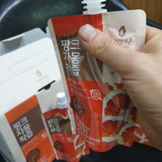 자연에온 핑크 자몽 착즙 100mL 10개입 2BOX — 4점을 준 리뷰어가 2020년 11월 올린 사용 사진