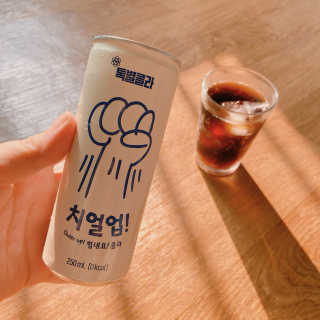 일화 No 슈가0Kcal 스테비아 톡별콜라 콤보팩 250mlX30 캔 — 2.5점을 준 리뷰어가 2020년 7월 올린 사용 사진
