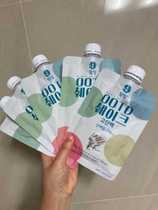 [꾸콤] 참참 OOTD쉐이크 고단백 일주일세트 50g x 5 — 4.5점을 준 리뷰어가 2020년 10월 올린 사용 사진