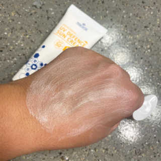 트리티스 US [TREATIS] UV Defence Sun Cream PA+++ / SPF50+ — 5점을 준 리뷰어가 2020년 10월 올린 사용 사진