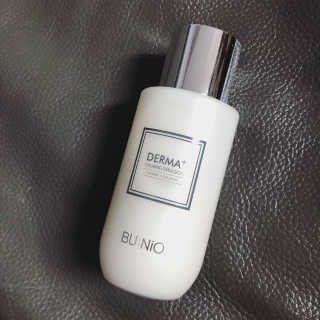 뷰니오 더마플러스 카밍 에멀전200ml — 5점을 준 리뷰어가 2020년 11월 올린 사용 사진