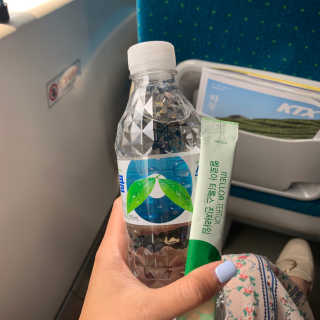 멜로아티톡스 애플비트, 진저라임 상큼하게 가벼워질 땐 멜로아티톡스 애플비트 진저라임 — 5점을 준 리뷰어가 2020년 5월 올린 사용 사진