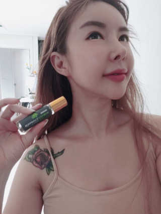 짜이디 야몽_허브로만든 힐링 아로마오일 — 5점을 준 리뷰어가 2020년 10월 올린 사용 사진
