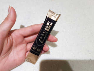 헬스업_천명진프리미엄홍삼스틱_10ml x 30포 — 5점을 준 리뷰어가 2020년 12월 올린 사용 사진