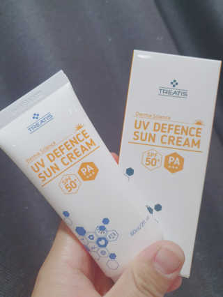 [트리티스] UV 디펜스 선크림 PA+++ / SPF50+  60ml — 4점을 준 리뷰어가 2020년 10월 올린 사용 사진