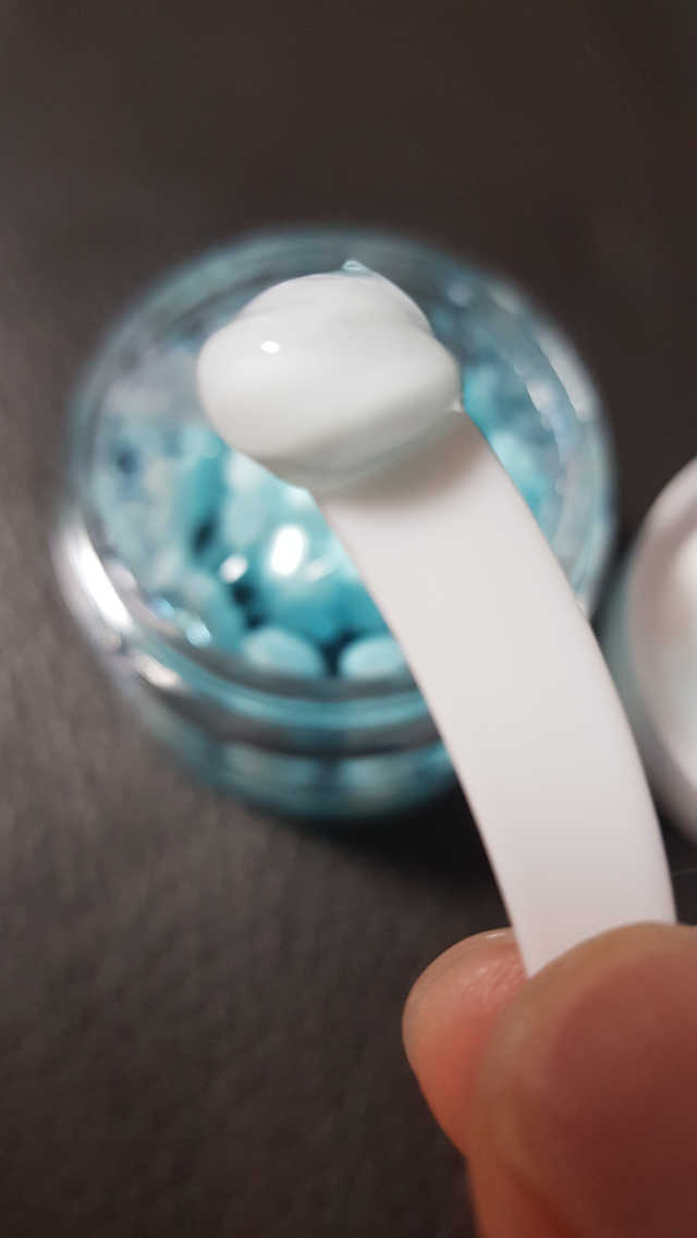 블루 아쿠아 톡스 크림 리뷰 사진