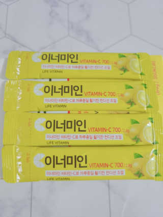이너미인 VITAMIN-C 700 — 5점을 준 리뷰어가 2020년 10월 올린 사용 사진