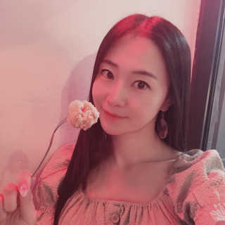 [뉴욕아파트먼트] 버거메뉴1개 + 치킨메뉴1개 — 4점을 준 리뷰어가 2020년 6월 올린 사용 사진