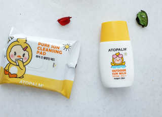 아토팜 야외놀이 선밀크 SPF50+ PA+++ — 5점을 준 리뷰어가 2020년 5월 올린 사용 사진