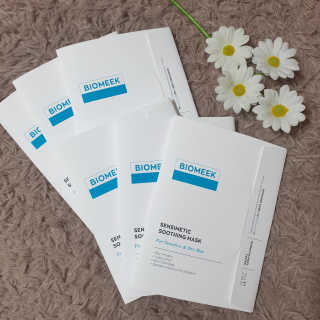 바이오믹 BIOMEEK SENSIMETIC SOOTHING MASK.S — 4.5점을 준 리뷰어가 2020년 7월 올린 사용 사진