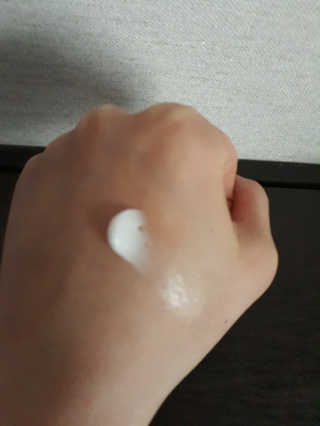 인그람스 캠퍼 크림 오리지널 300ml — 5점을 준 리뷰어가 2020년 4월 올린 사용 사진