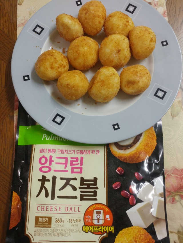 [풀무원] 치즈볼 2종-모짜렐라, 앙크림 리뷰 사진