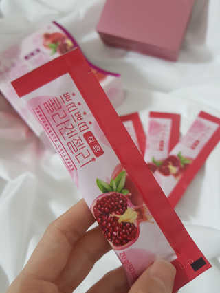 헬스업_쁘띠쁘띠석류콜라겐젤리_20g x 14포 — 5점을 준 리뷰어가 2020년 10월 올린 사용 사진