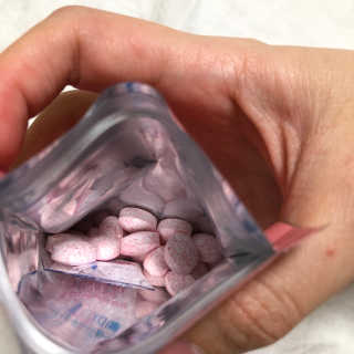 입 냄새 완화에 도움을 주는 에티켓 캔디 복숭아맛 앳캔디 — 5점을 준 리뷰어가 2020년 12월 올린 사용 사진