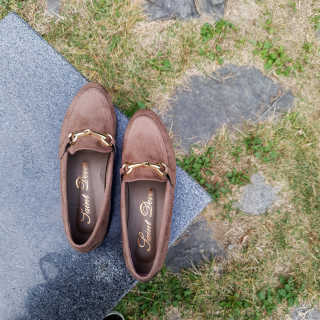 세인트디보스 스웨이드 로퍼 플랫 1cm — 5점을 준 리뷰어가 2020년 10월 올린 사용 사진
