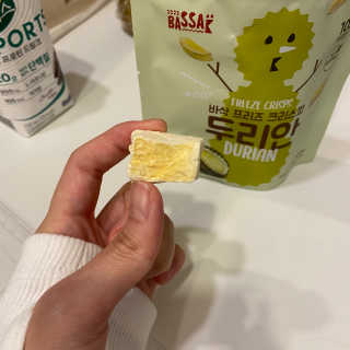 BASSAK 바삭 프리즈 크리스피 3종 — 5점을 준 리뷰어가 2020년 12월 올린 사용 사진