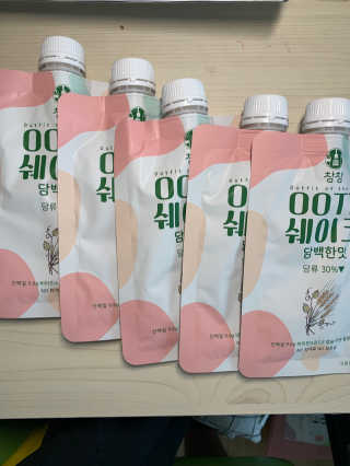 [꾸콤] 참참 OOTD쉐이크 담백한 일주일세트 50g x 5 — 5점을 준 리뷰어가 2020년 9월 올린 사용 사진