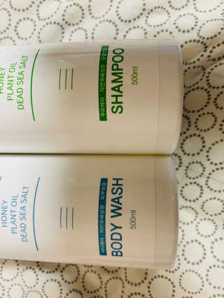 일리세이 허니 샴푸 500ml + 허니 바디워시 500ml 세트 — 4.5점을 준 리뷰어가 2020년 4월 올린 사용 사진